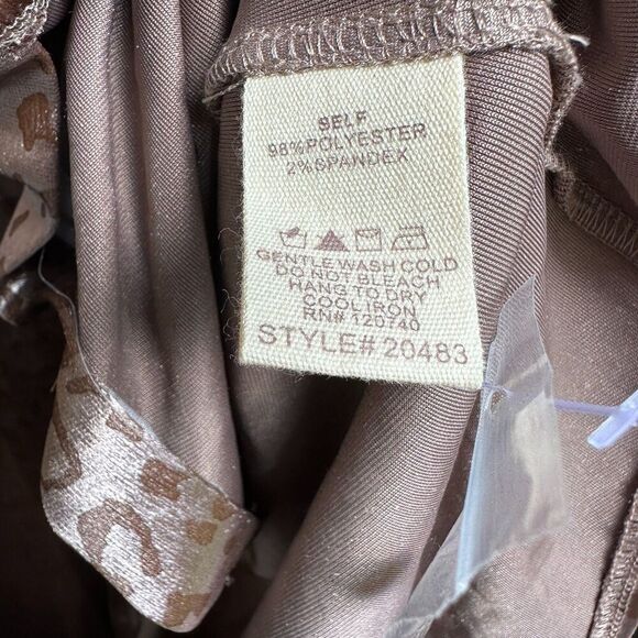 Mystree Velvet Leopard Button Up Top Womens L Boho Neutral Shiny Stretchy Office - Picture 4 of 10